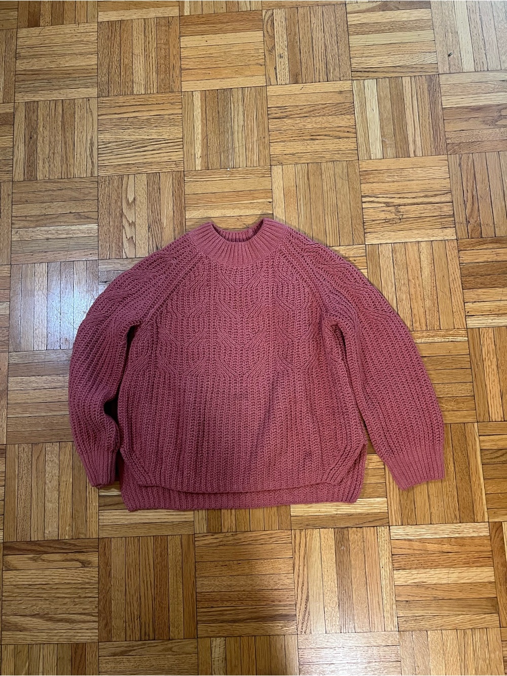 Fall Must! Old Navy Chunky Cable Crewneck Sweater - Rose size small 6/7 years